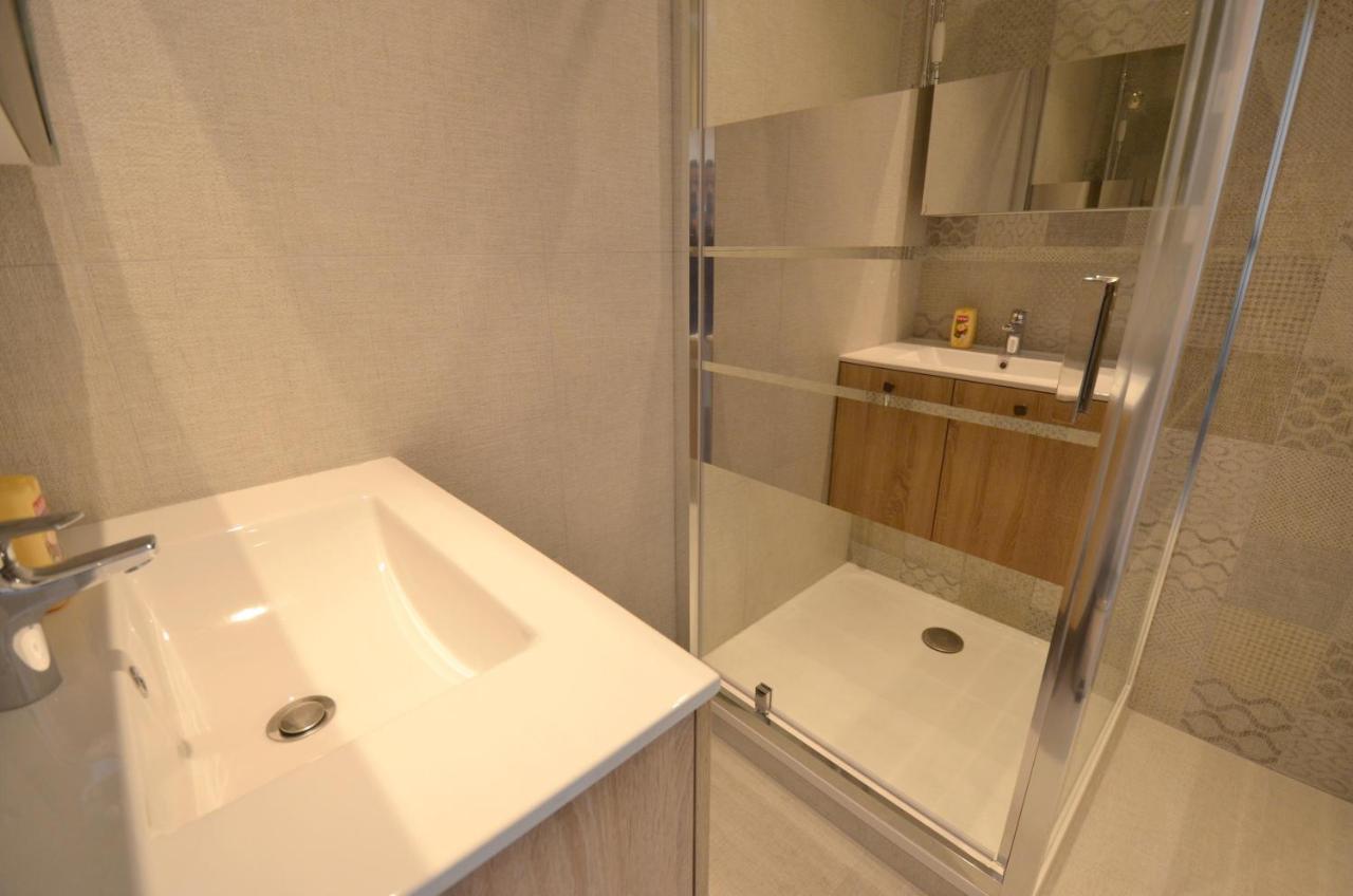 Studio + Balcon + Parking - Ultra Centre Apartamento Annecy Exterior foto